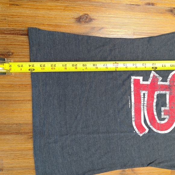 Women's Dark Gray Tee with Red STL Cardinals Logo NWT - Picture 6 of 6